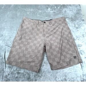 Billabong Submersible, Shorts Men Size 44  4 Way Stretch Quick Dry. New Checked